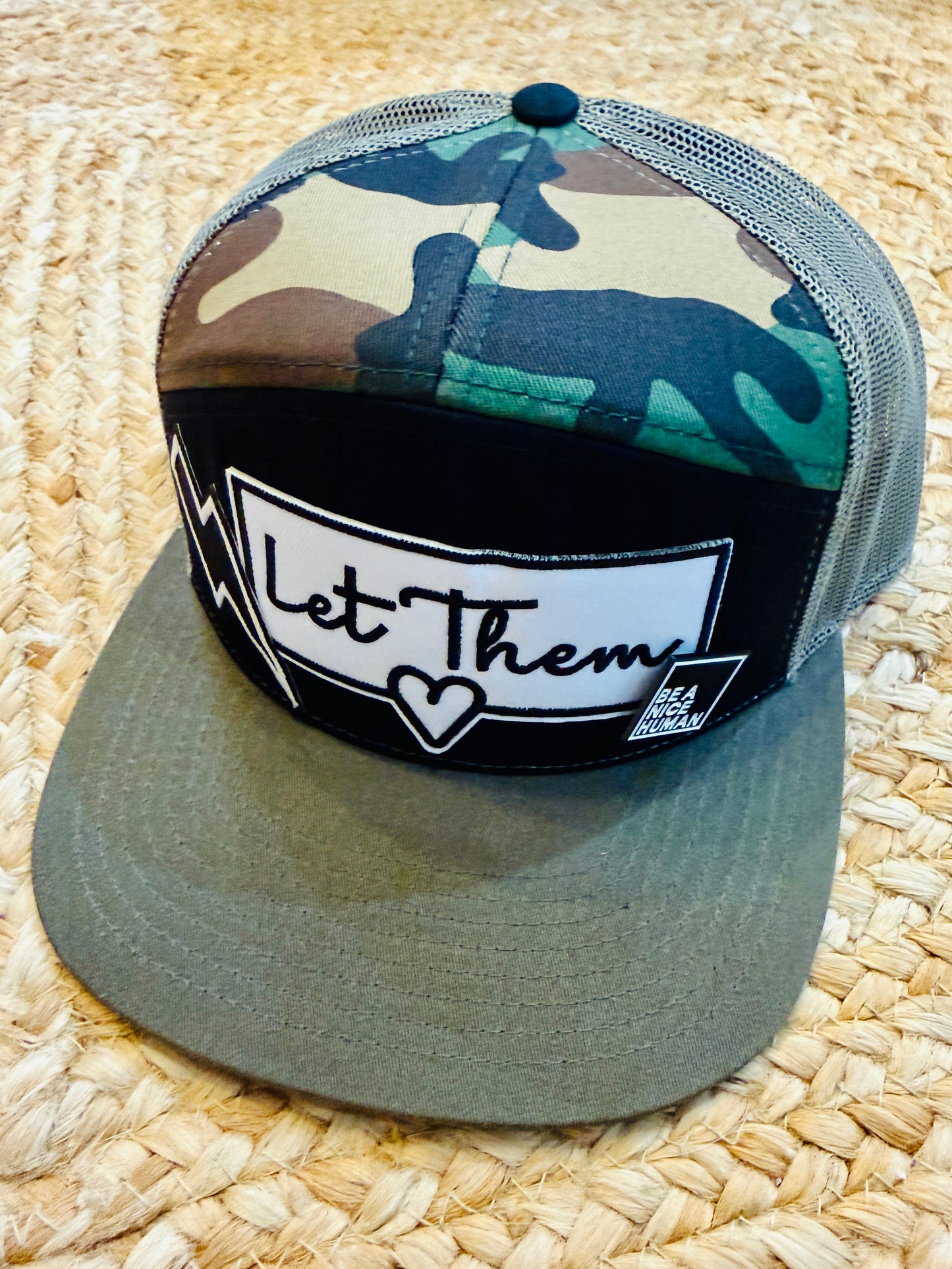 DOWNTON TRUCKER HATS