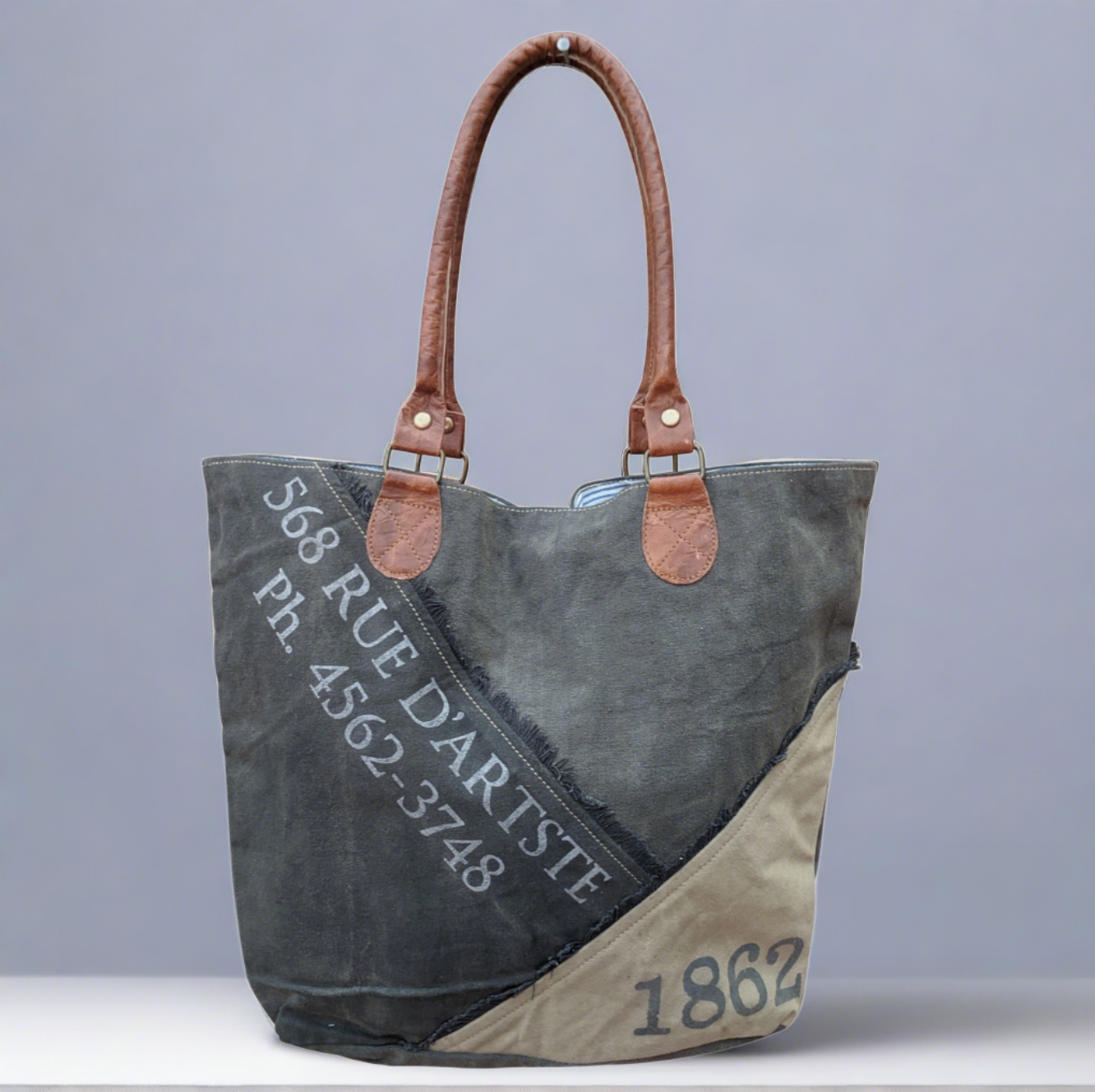 CHLOE & LEX 1862 TOTE BAG