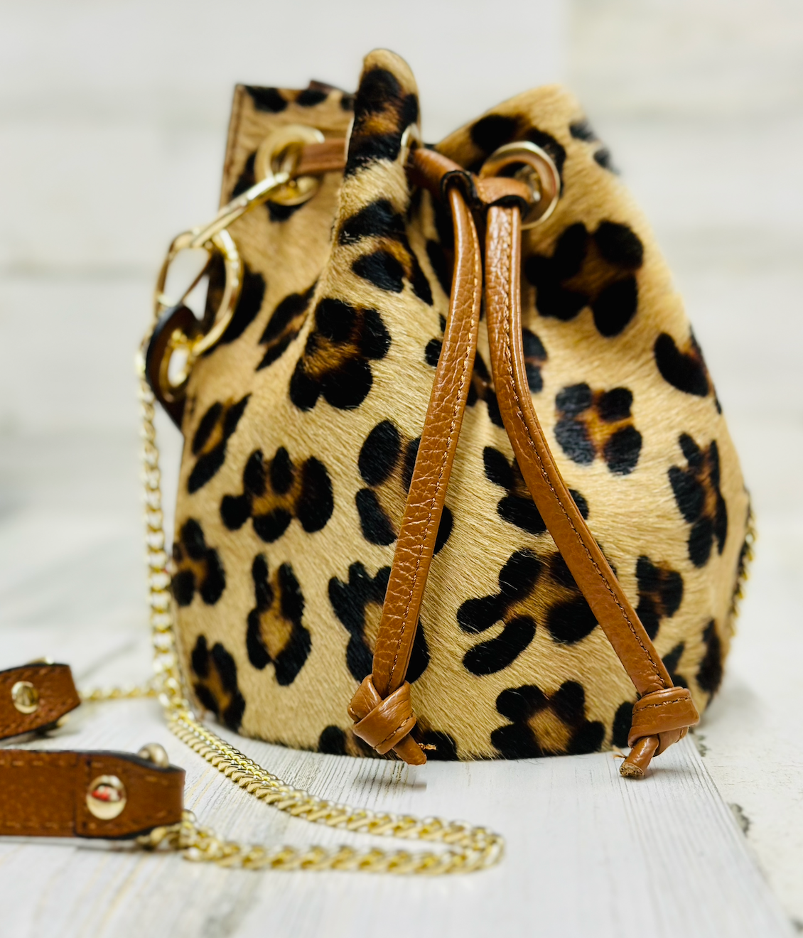 CHARLIE LEATHER BUCKET BAGS