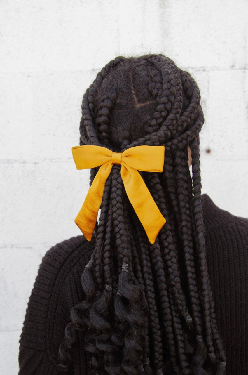 BANDED SATIN BOW PONIES