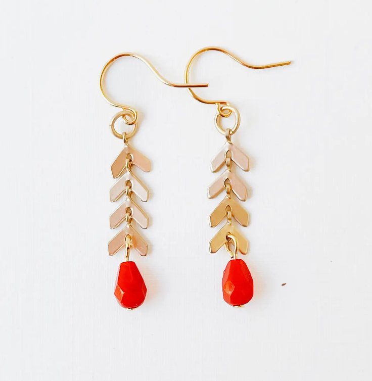 NEST PRETTY THINGS CHEVRON EARRINGS