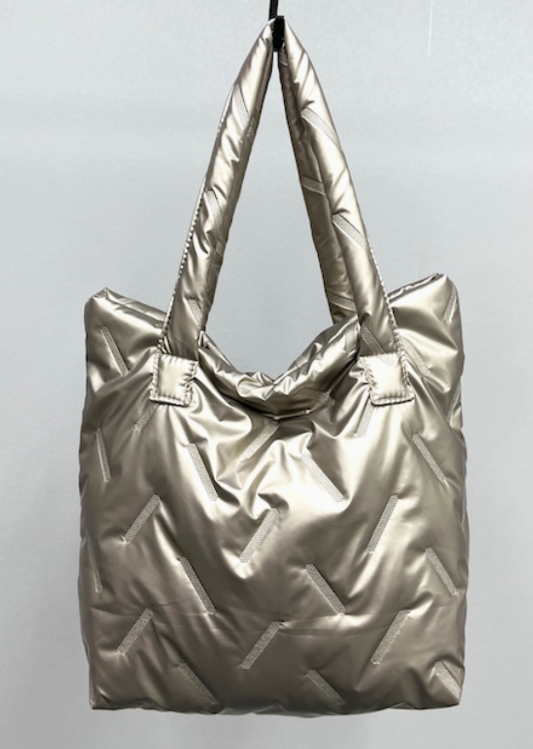 PRETTY PERSUASIONS TYLER BAG