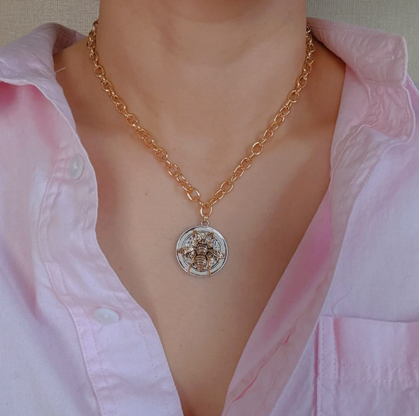 ELLISON + YOUNG BEE CHAIN