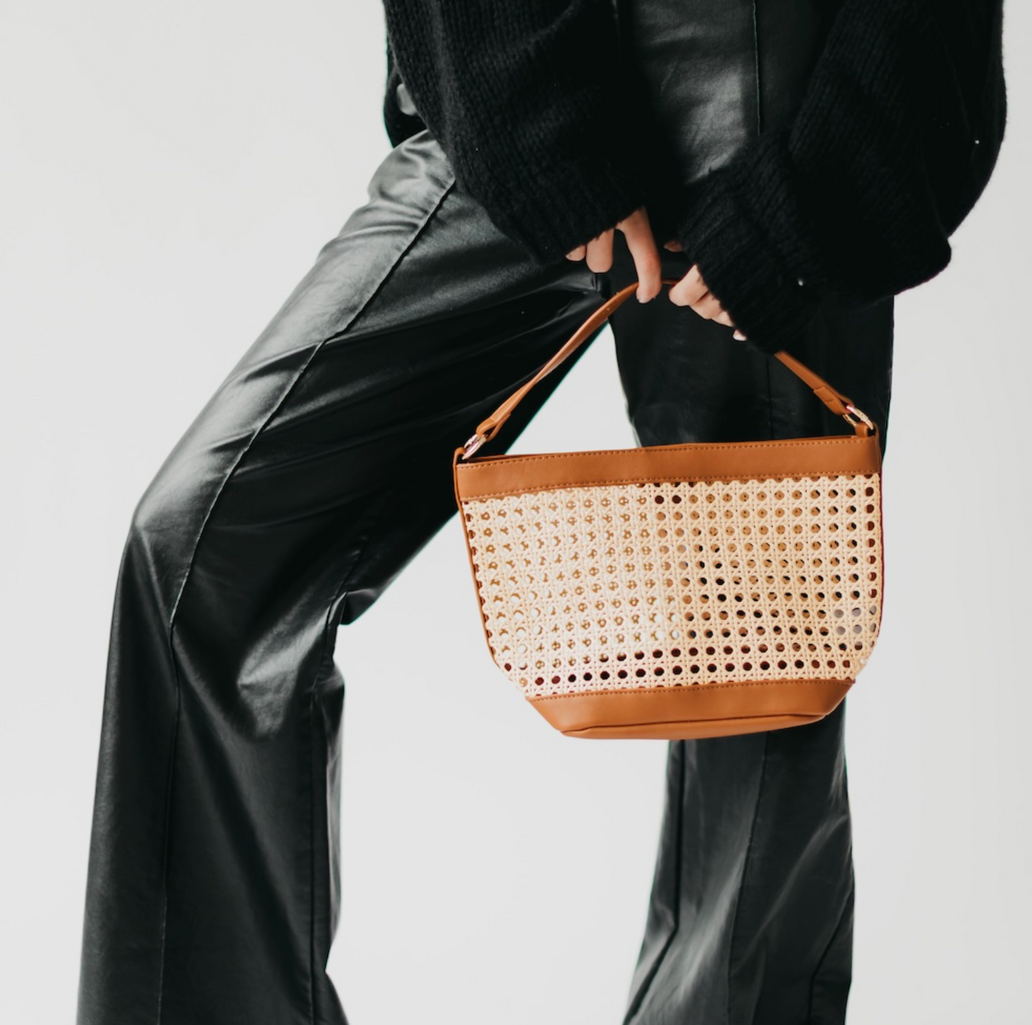 PRETTY SIMPLE BRYCE BUCKET BAG