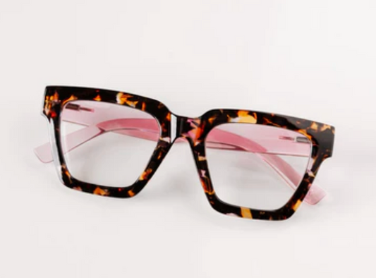 PEEPERS TAKE A BOW READERS