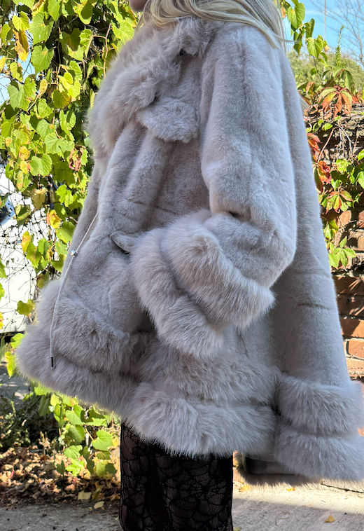 BEULAH PRETTY IN PARIS PEA COAT