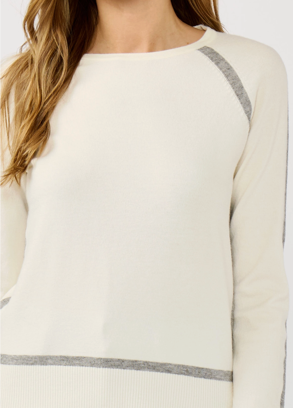 LOVESTITCH COZY CONTRAST SWEATER