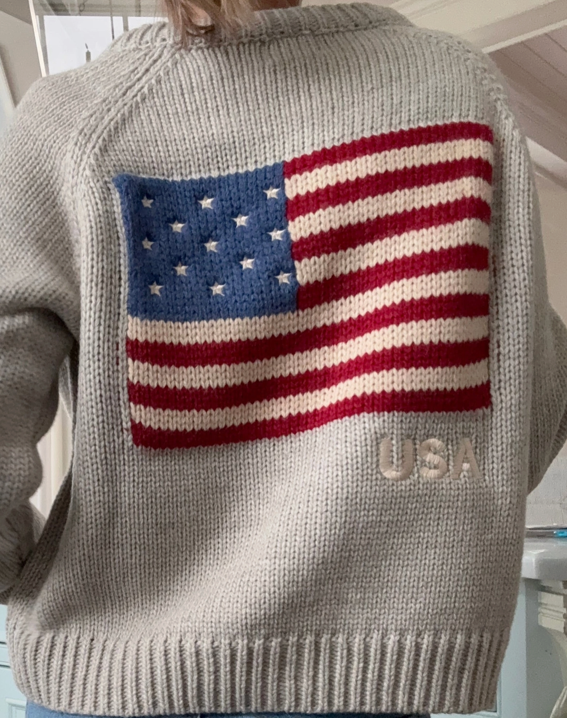 PINK PINEAPPLE CROPPED FLAG CARDIGAN