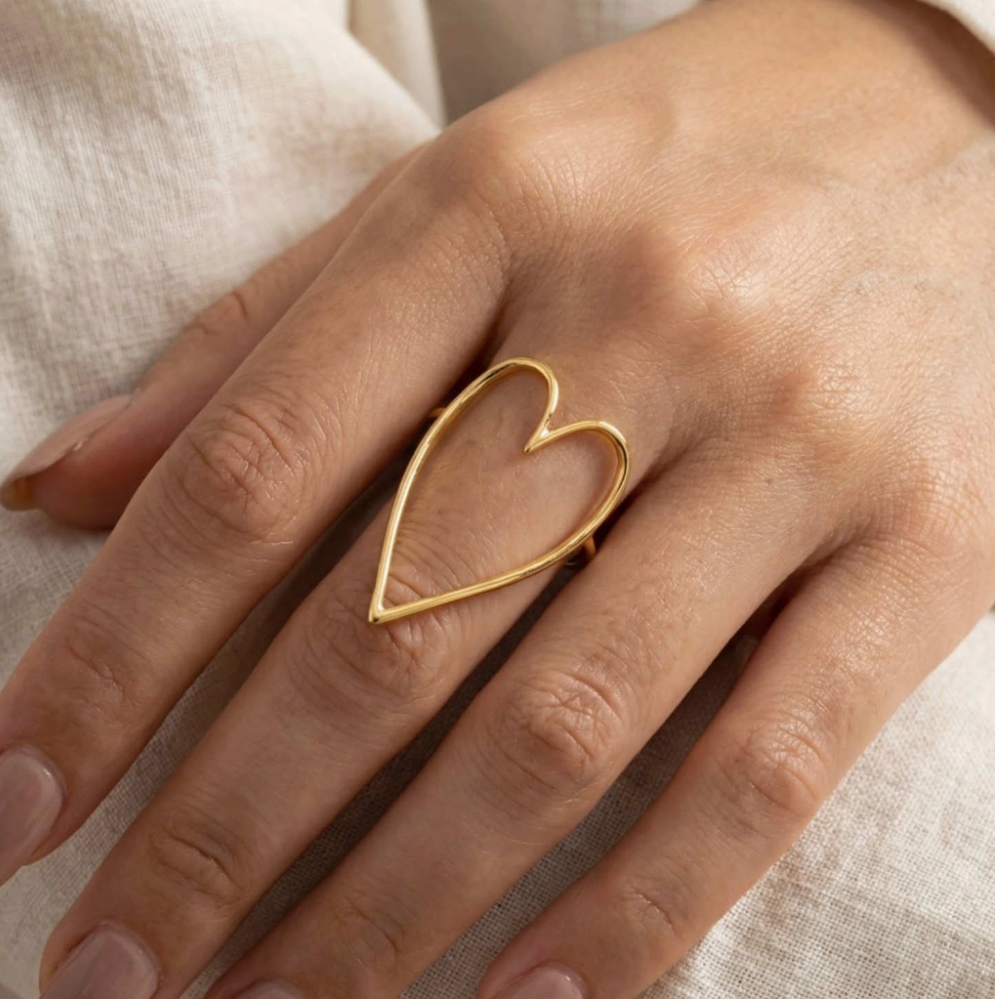 FAME HEART CUT OUT RING