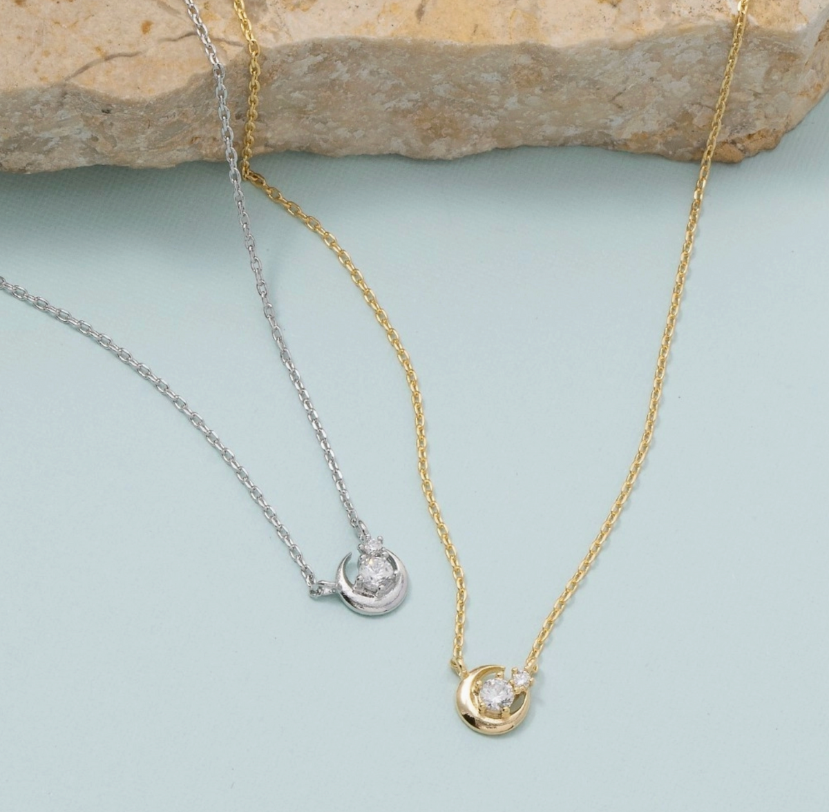 ANARCHY STEET MOON NECKLACE