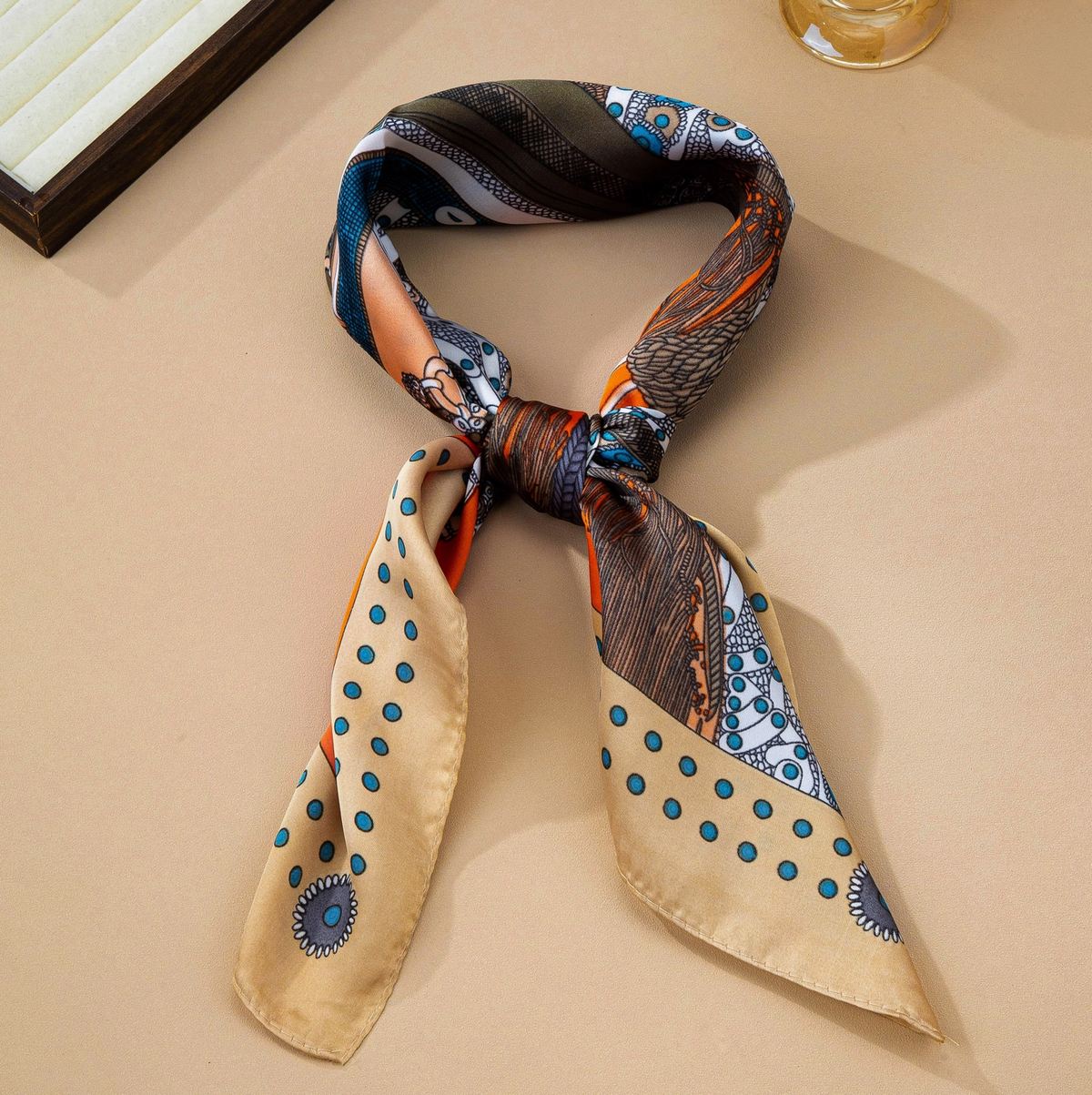 JOSSLYN STIRRUP TROUBLE SCARF