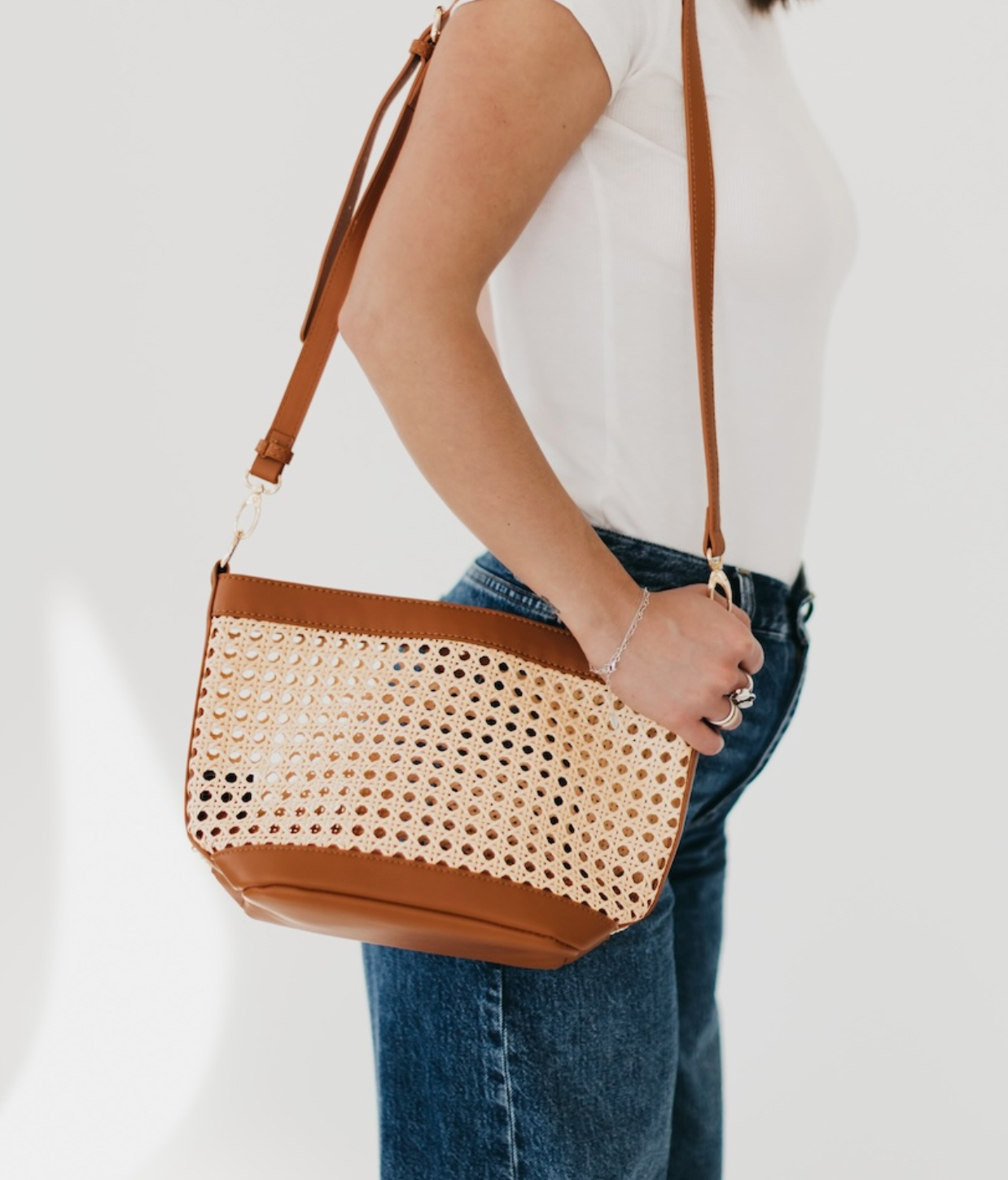 PRETTY SIMPLE BRYCE BUCKET BAG