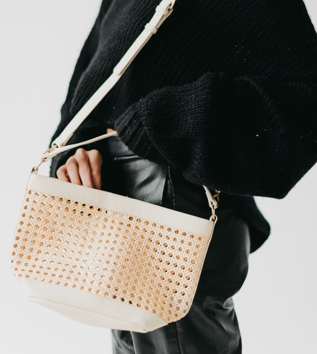PRETTY SIMPLE BRYCE BUCKET BAG