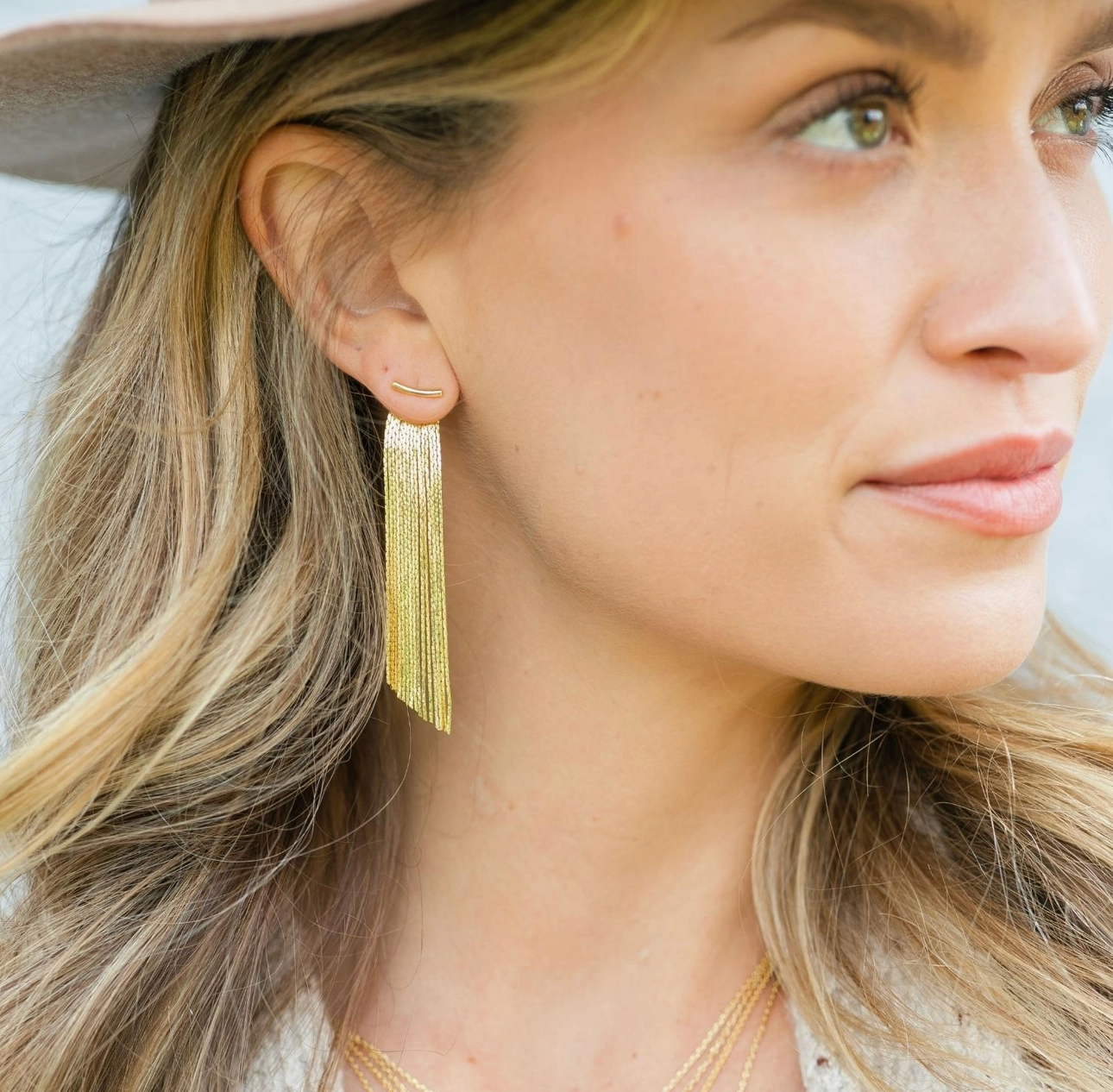 SPLENDID IRIS CASSIE EARRINGS