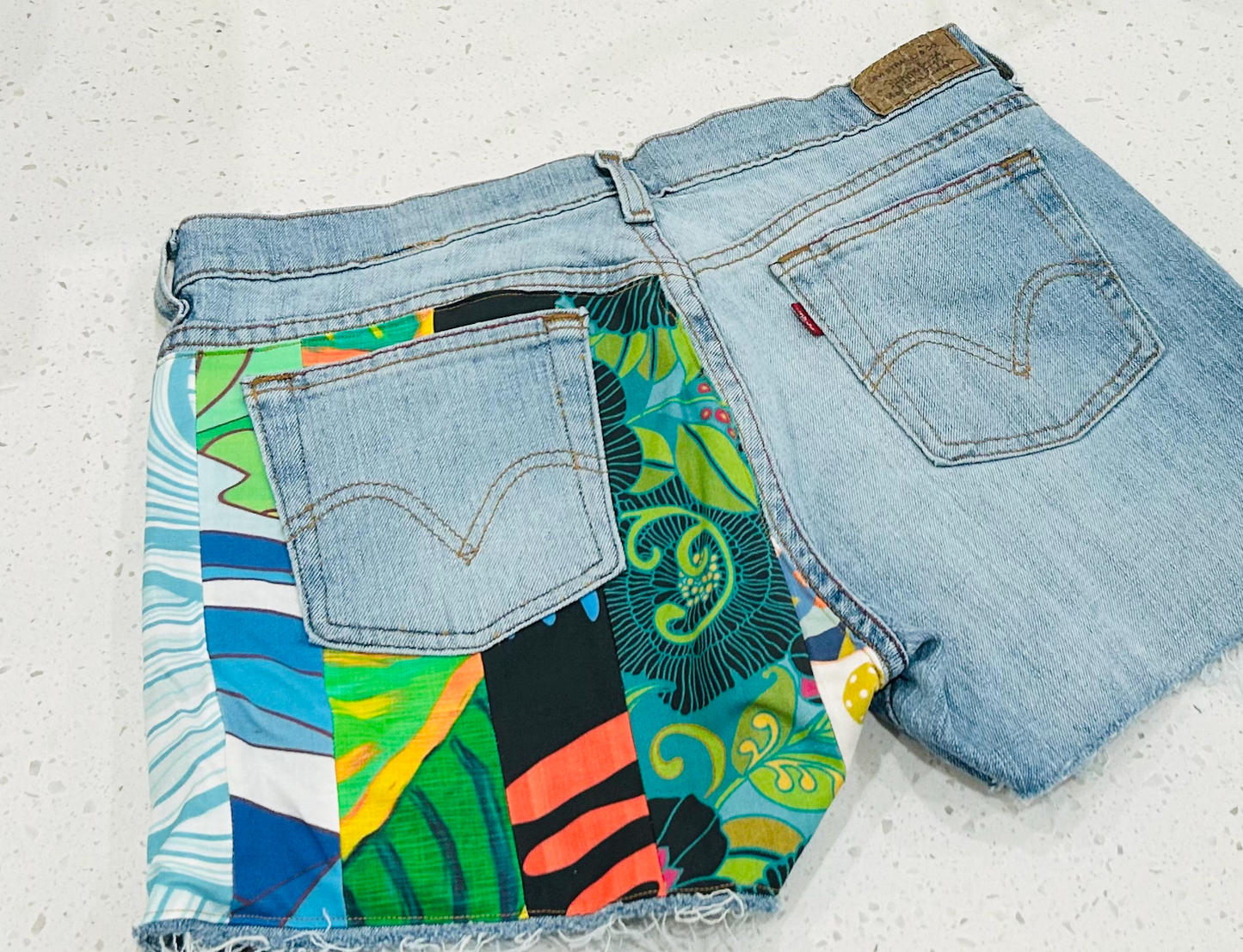 LEVI NEW LIFE CUSTOM SHORTS