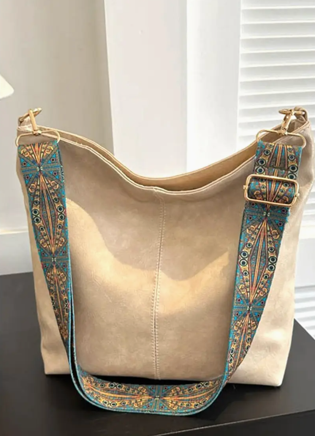 42 POPS TOVA CROSSBODY BAG