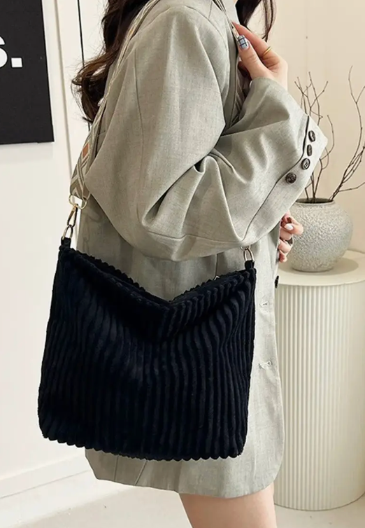 42 POPS TOVA CROSSBODY BAG
