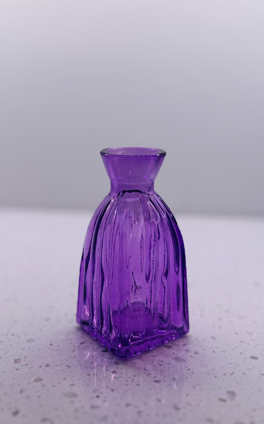 DOWNTOWN MINI GLASS VASE
