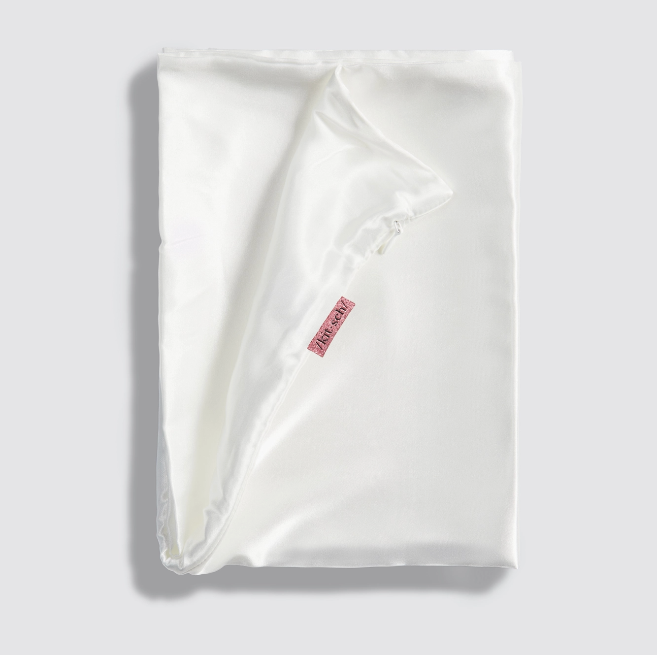 KITSCH SATIN PILLOWCASE