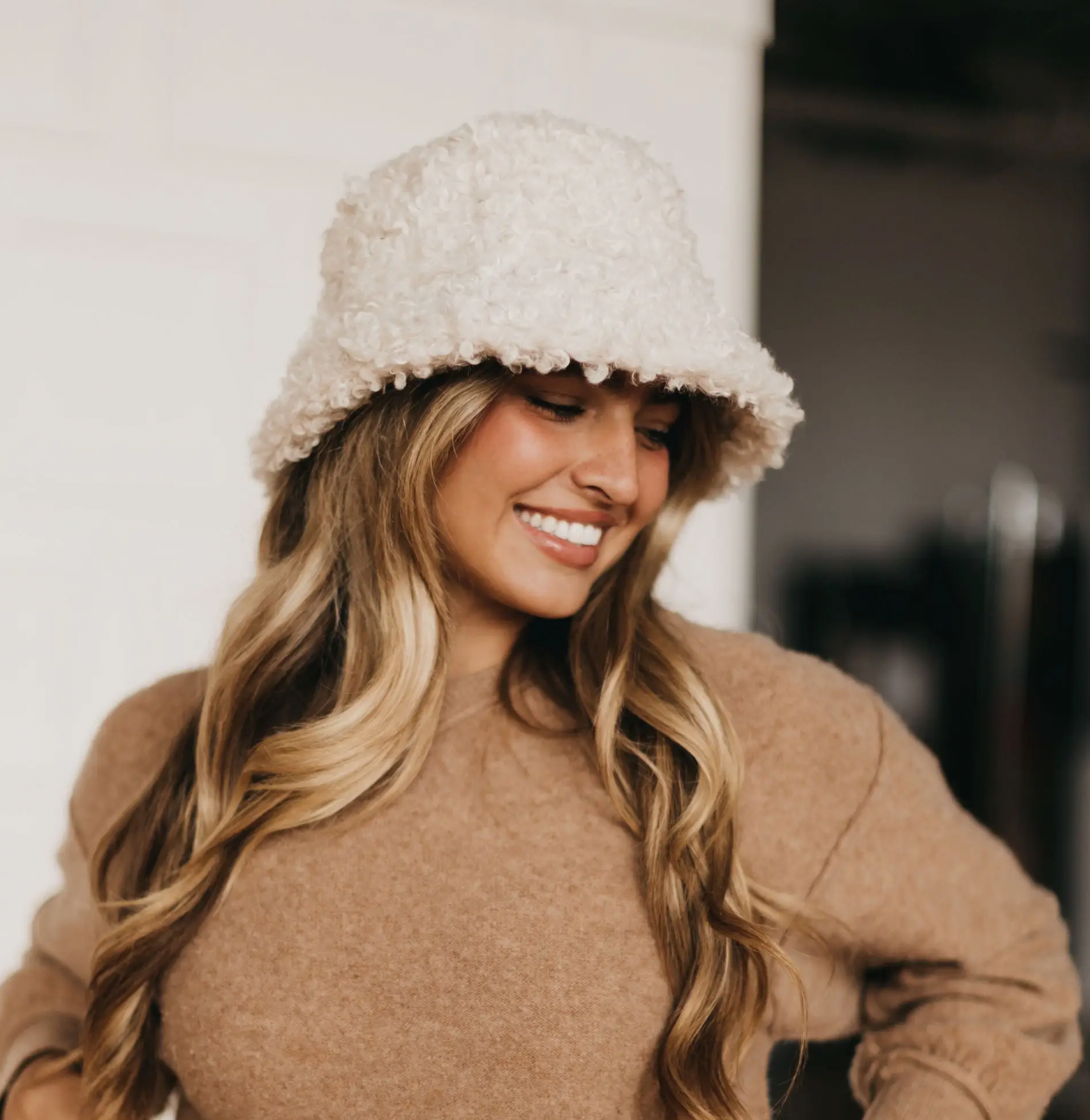 PRETTY SIMPLE ISABEL BUCKET HAT