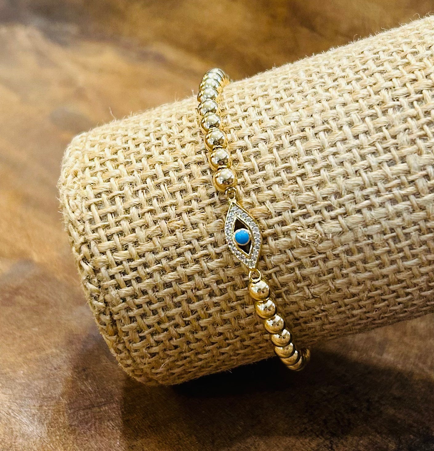 PURPLESKY GOLD BALL BEAD STRETCH BRACELET