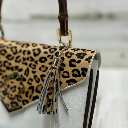 DARLING CLUTCH CO. CARRIE HANDBAG