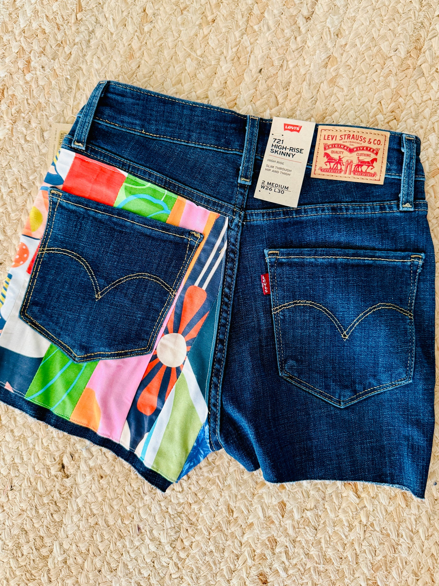 LEVI NEW LIFE CUSTOM SHORTS