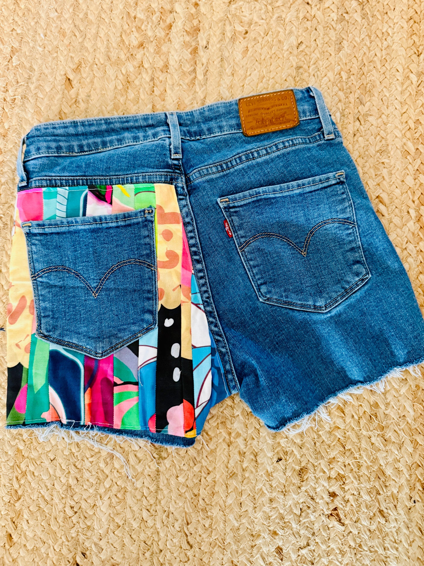 LEVI NEW LIFE CUSTOM SHORTS
