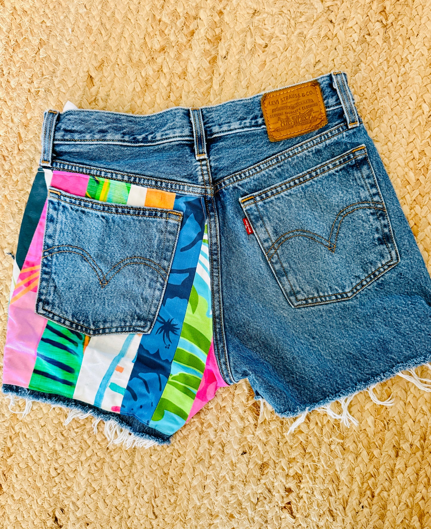 LEVI NEW LIFE CUSTOM SHORTS