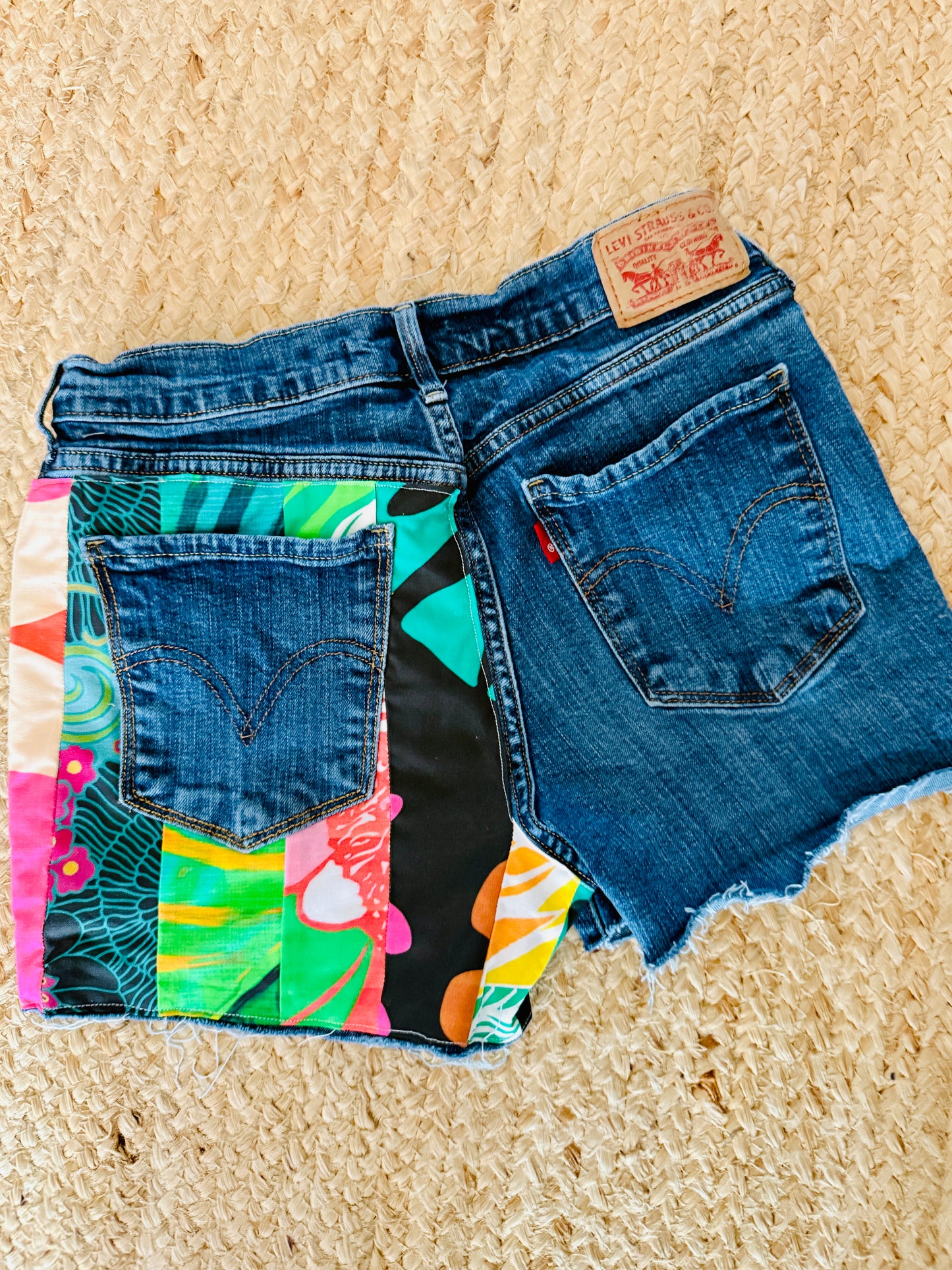 LEVI NEW LIFE CUSTOM SHORTS