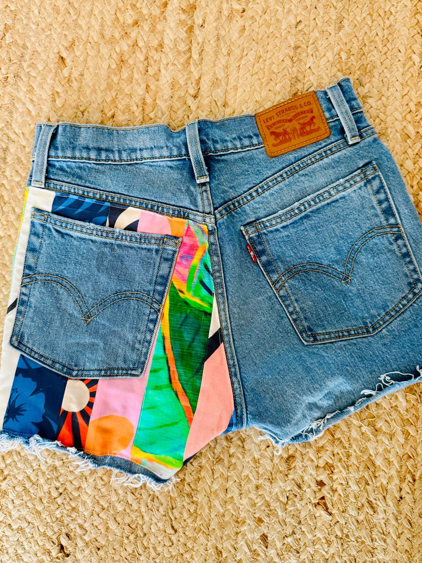 LEVI NEW LIFE CUSTOM SHORTS