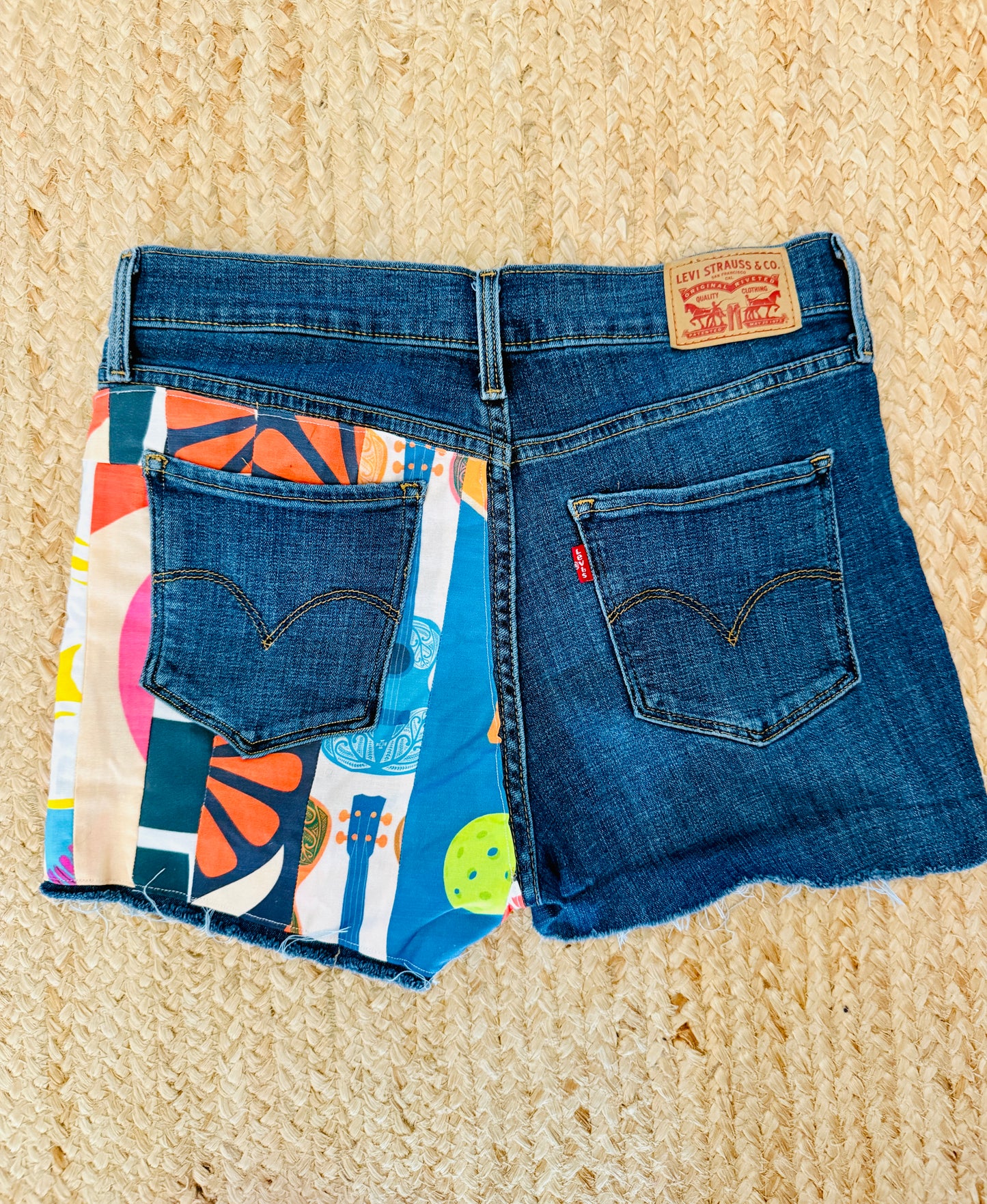 LEVI NEW LIFE CUSTOM SHORTS
