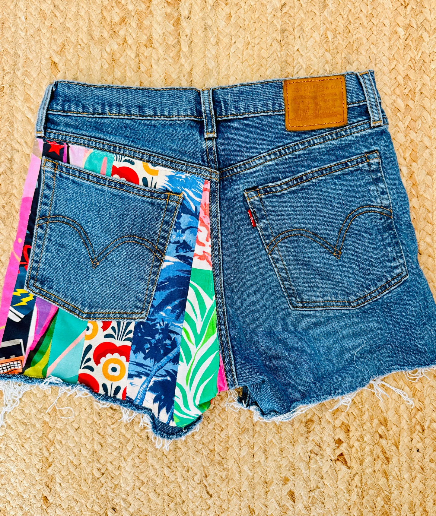 LEVI NEW LIFE CUSTOM SHORTS