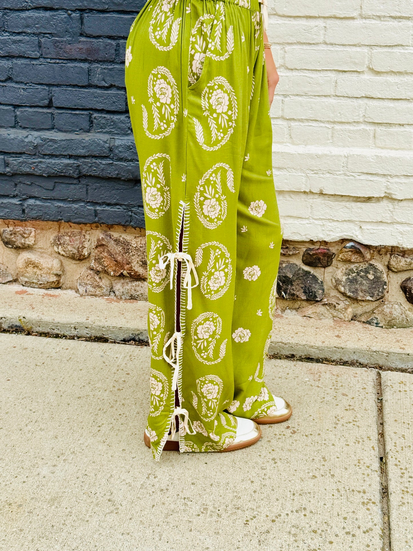 BILA TESSA PANT