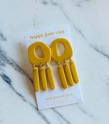HAPPY JUNE CLAY TRIPLE SQUIGGLE