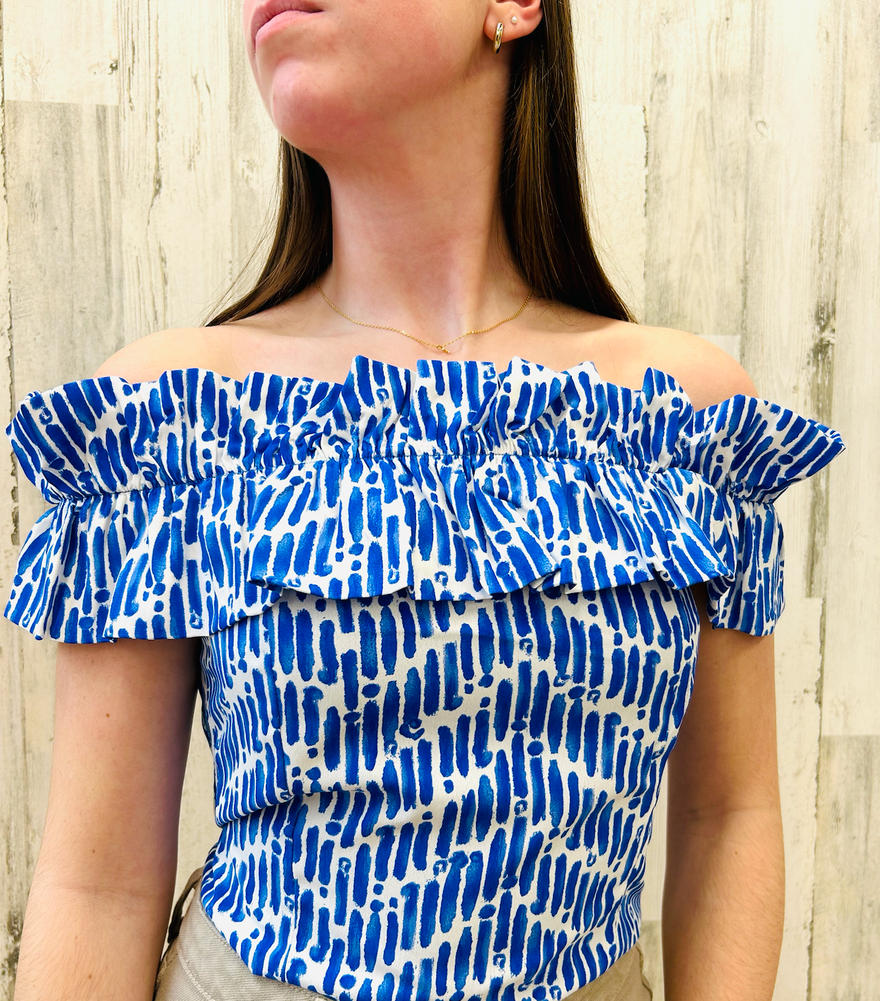 SKIES ARE BLUE OTTIE CROP TOP