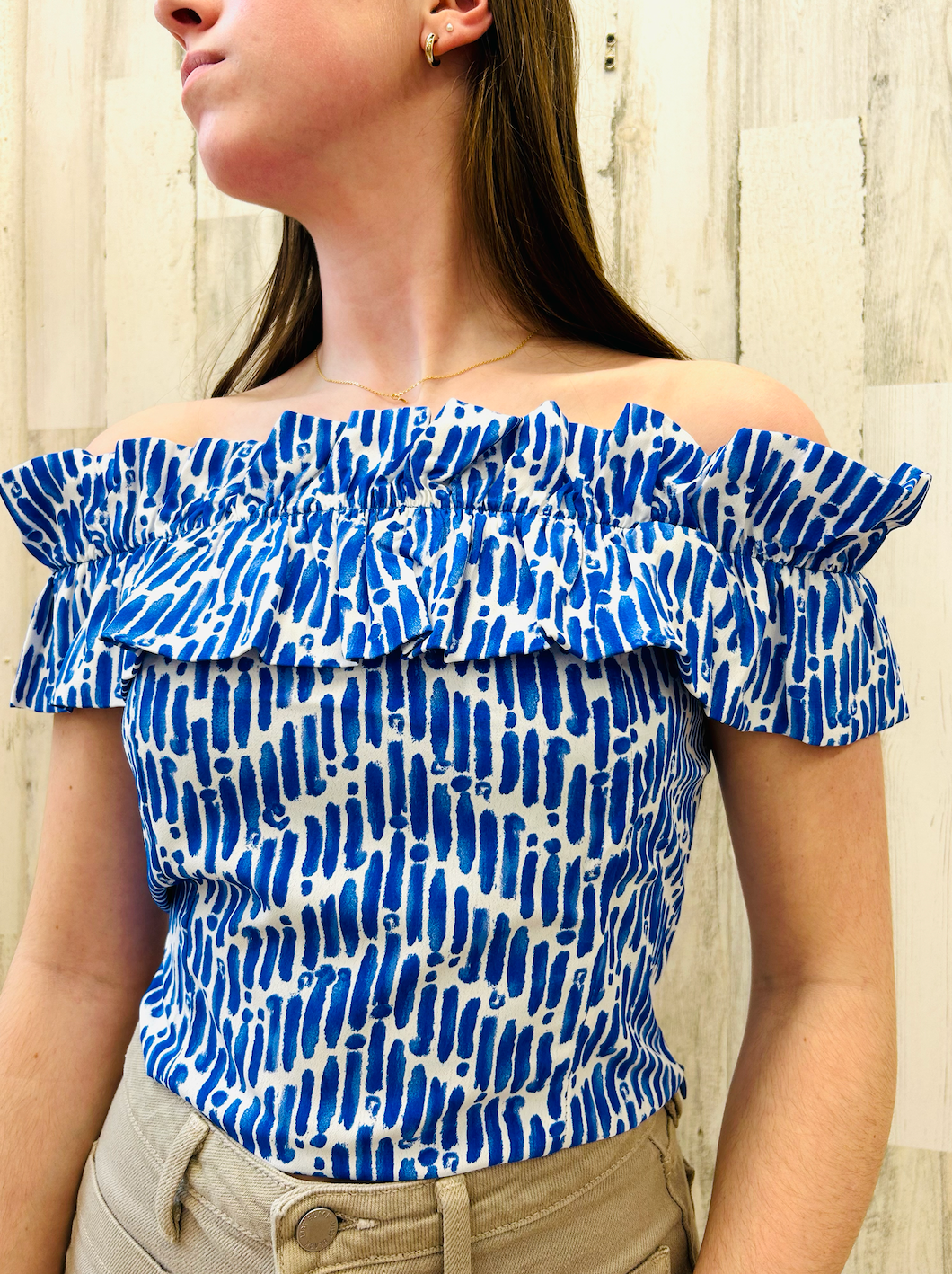 SKIES ARE BLUE OTTIE CROP TOP