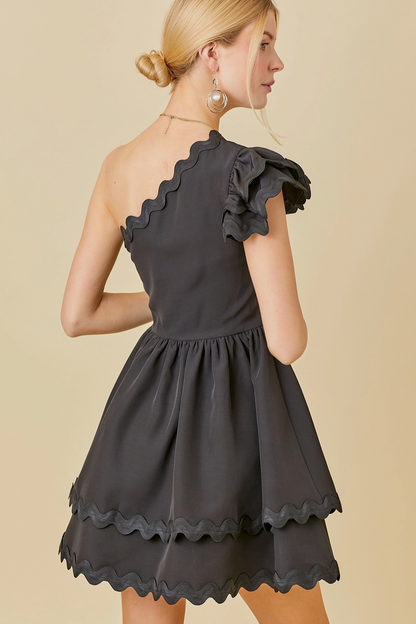 MAIN STRIP ONE SHOULDER SCALLOP EDGE DRESS