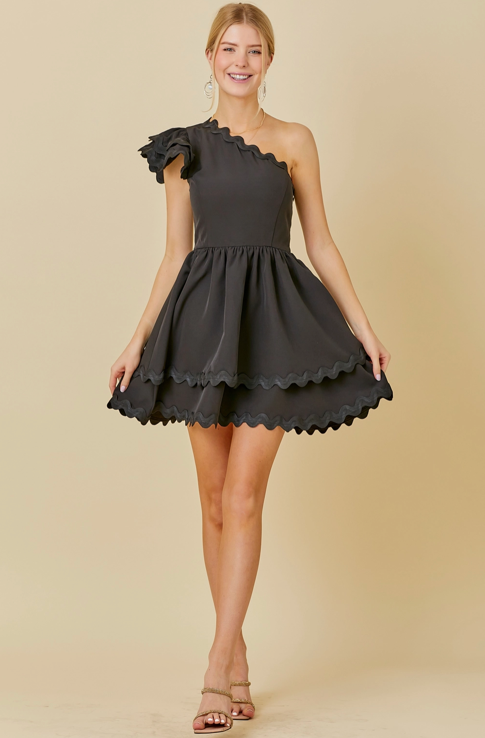 MAIN STRIP ONE SHOULDER SCALLOP EDGE DRESS