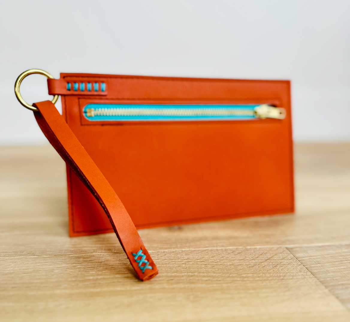 WOLF LEATHER CLUTCH
