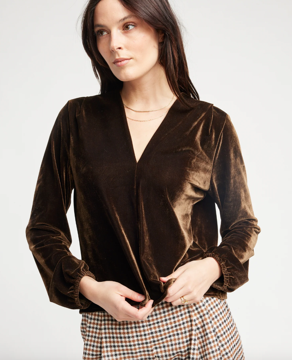 SELF CONTRAST BLAKELY V NECK BLOUSE