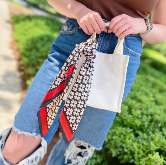 ELLISON + YOUNG CLOVER SCARF