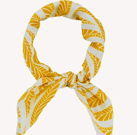 OLIVE & PIQUE LEAF ME ALONE SCARF
