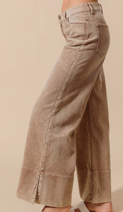 SO ME FLARED CORDUROY PANT