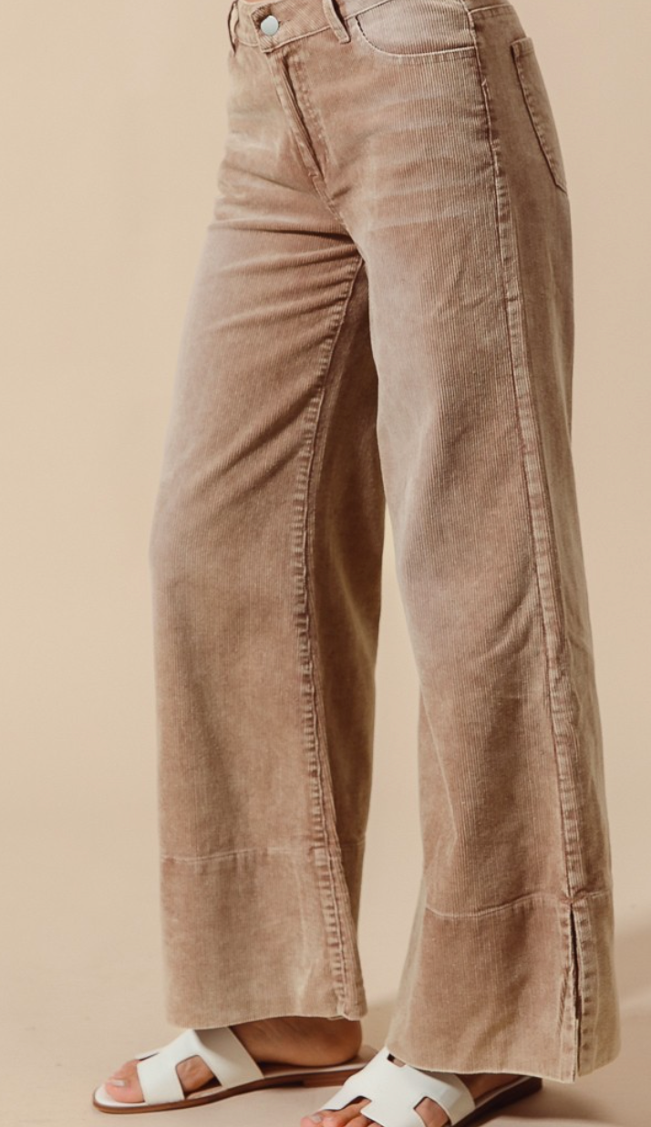 SO ME FLARED CORDUROY PANT