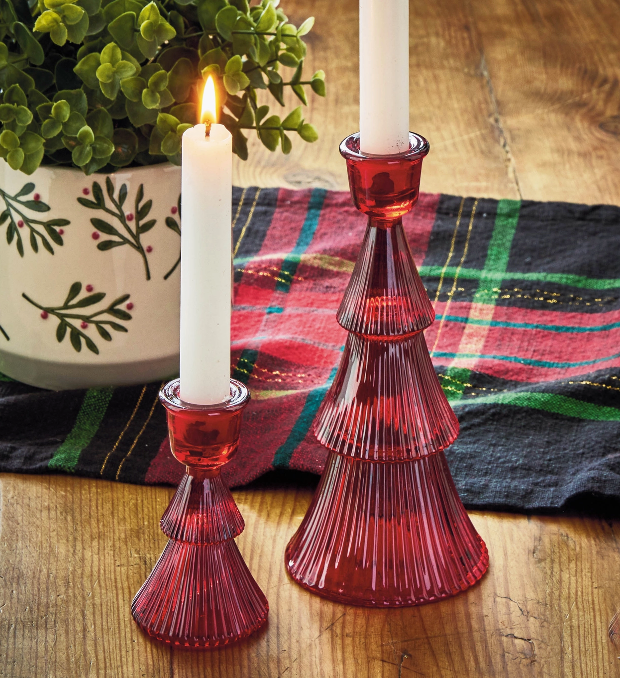 TAG TINE TREE TAPER CANDLE