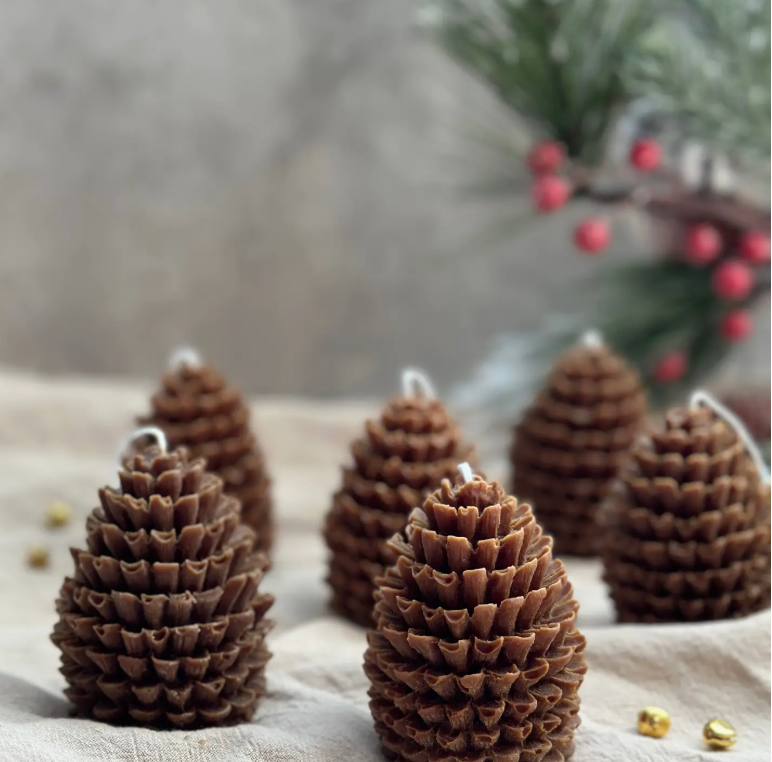 LA AROMA WOODLAND CANDLES