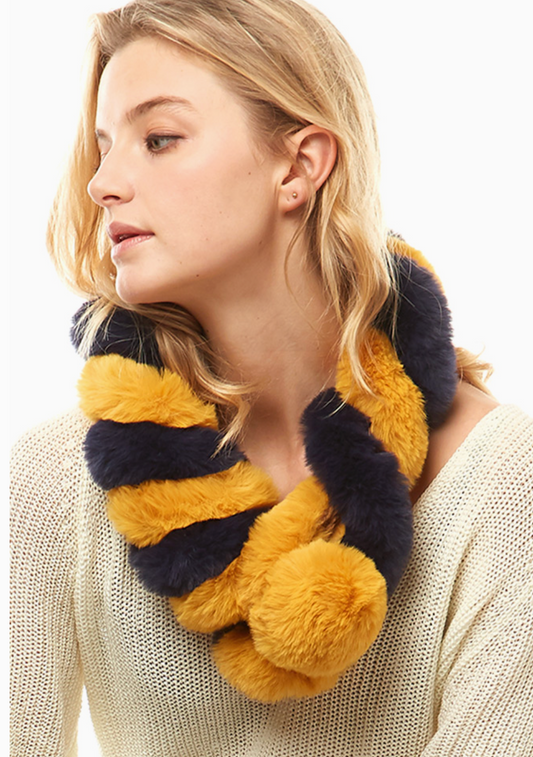 C.C. TWISTED PULL THROUGH SCARF