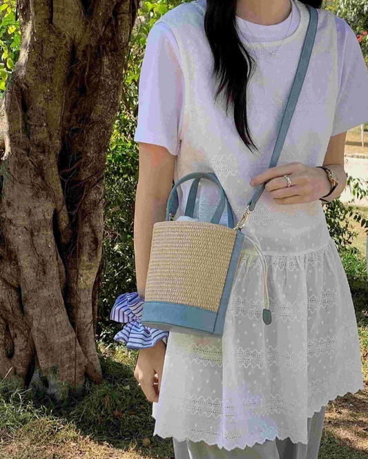 PRETTY PERSUASIONS STRAW BUCKET BAG