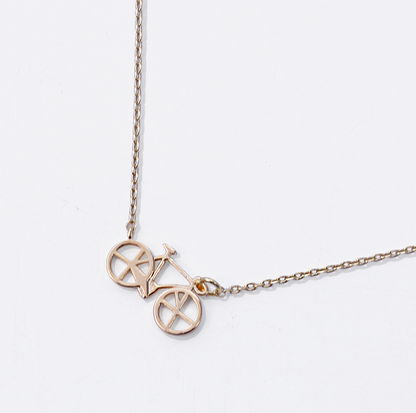 FASHION PEDAL ON CITY NECKLACE